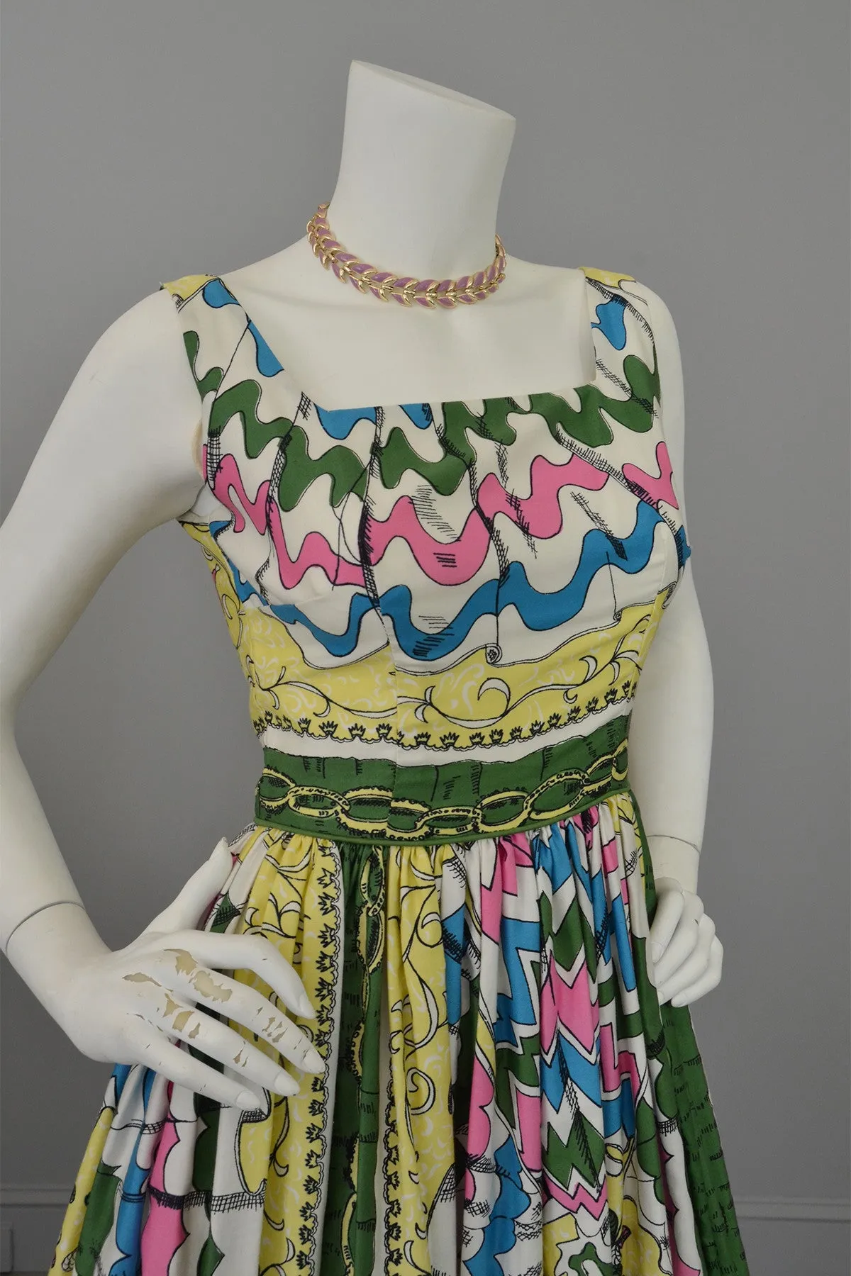 1950s Novelty Print Vintage Dress with Dancing Jesters