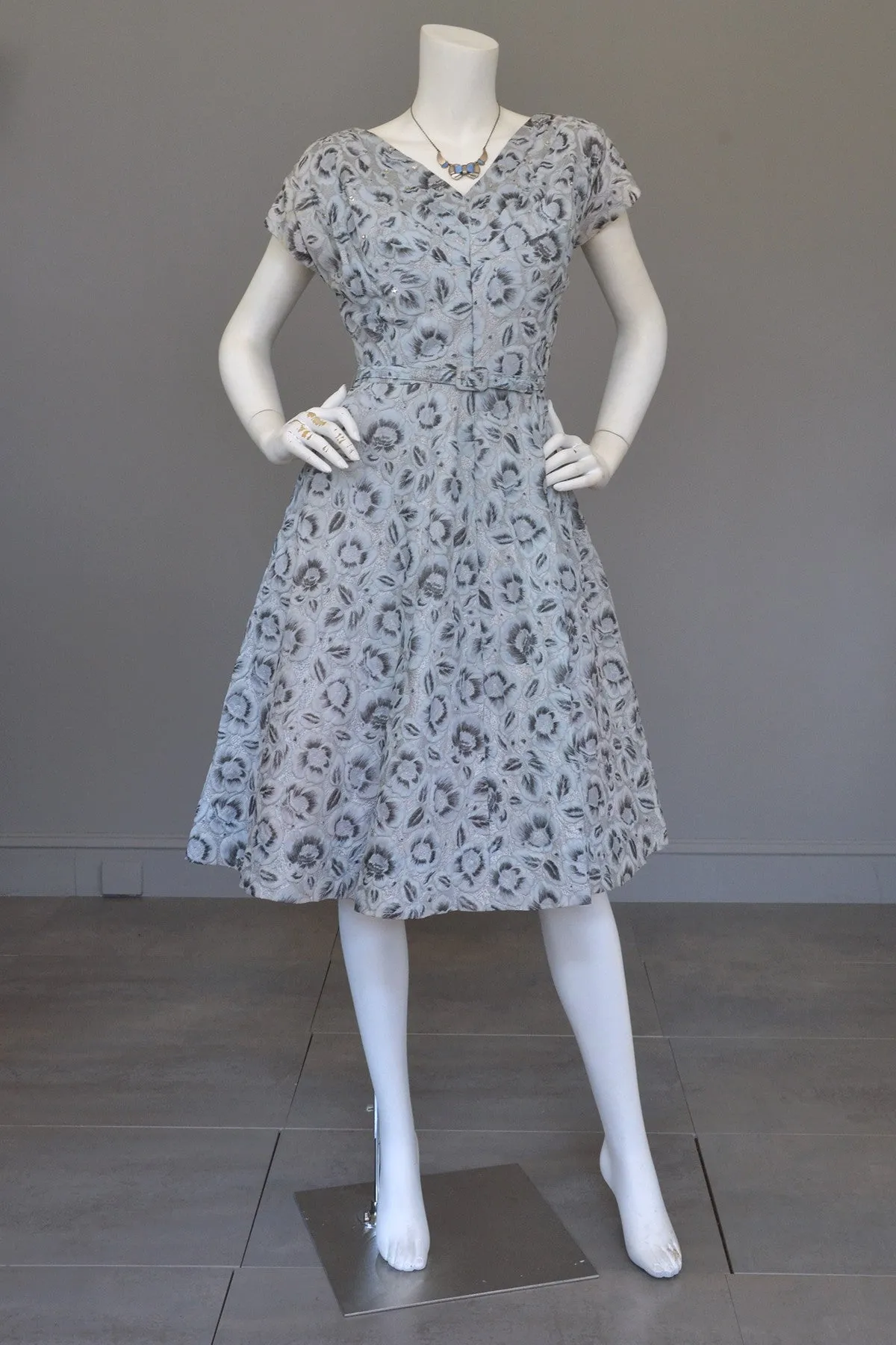 1950s Powder Blue with Rhinestone Bodice Vintage Party Dress Novelty Floral Print, Medium