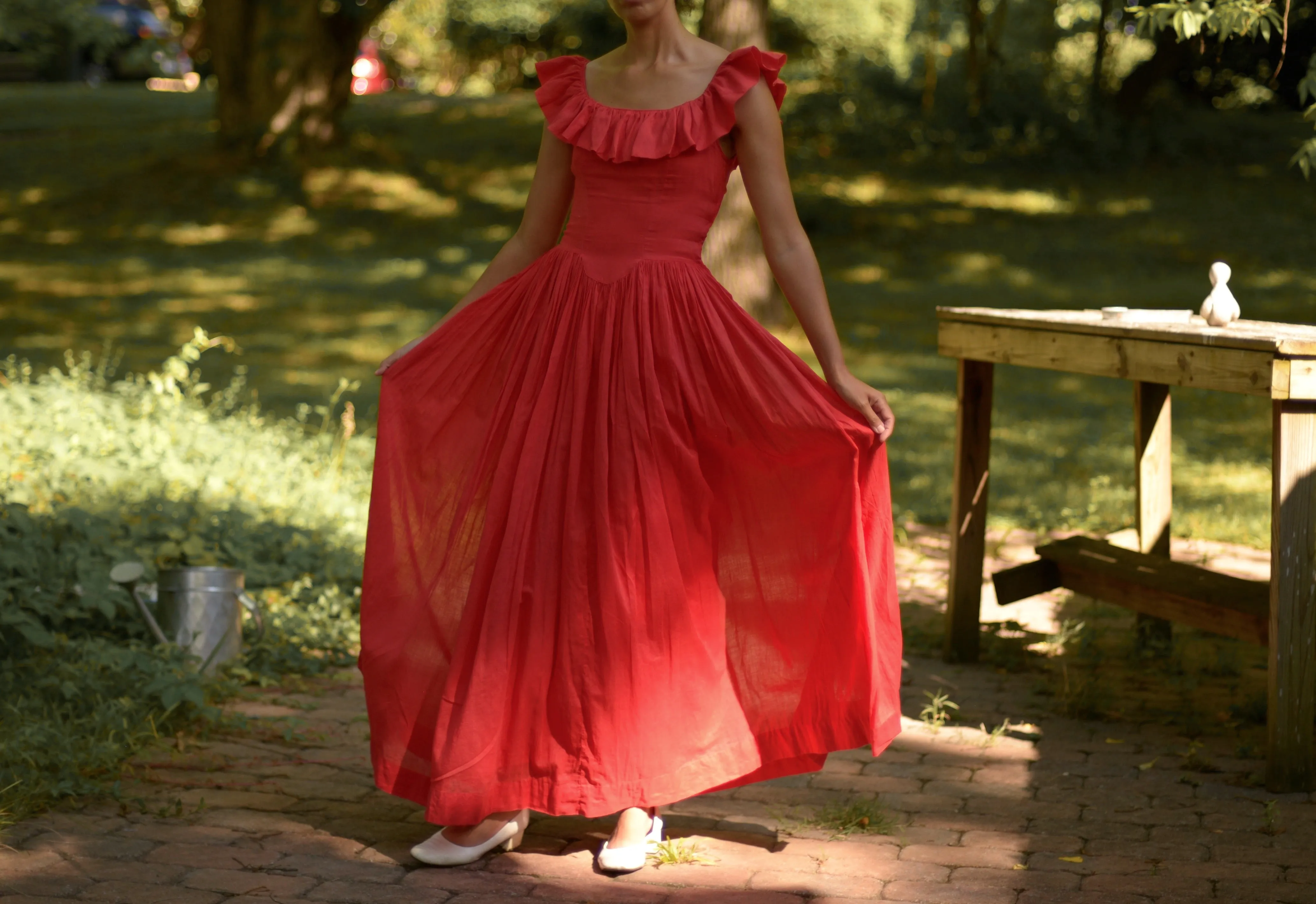 30s/40s cotton voile hand dyed coral red ruffle collar gown, small