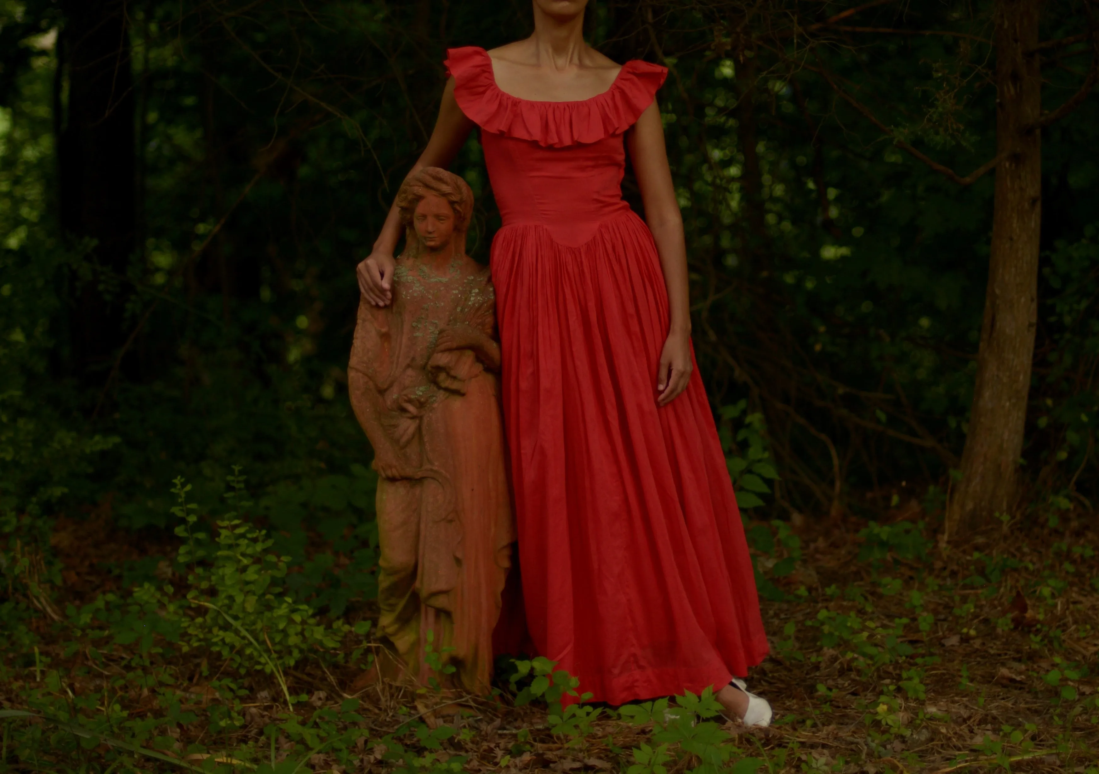 30s/40s cotton voile hand dyed coral red ruffle collar gown, small