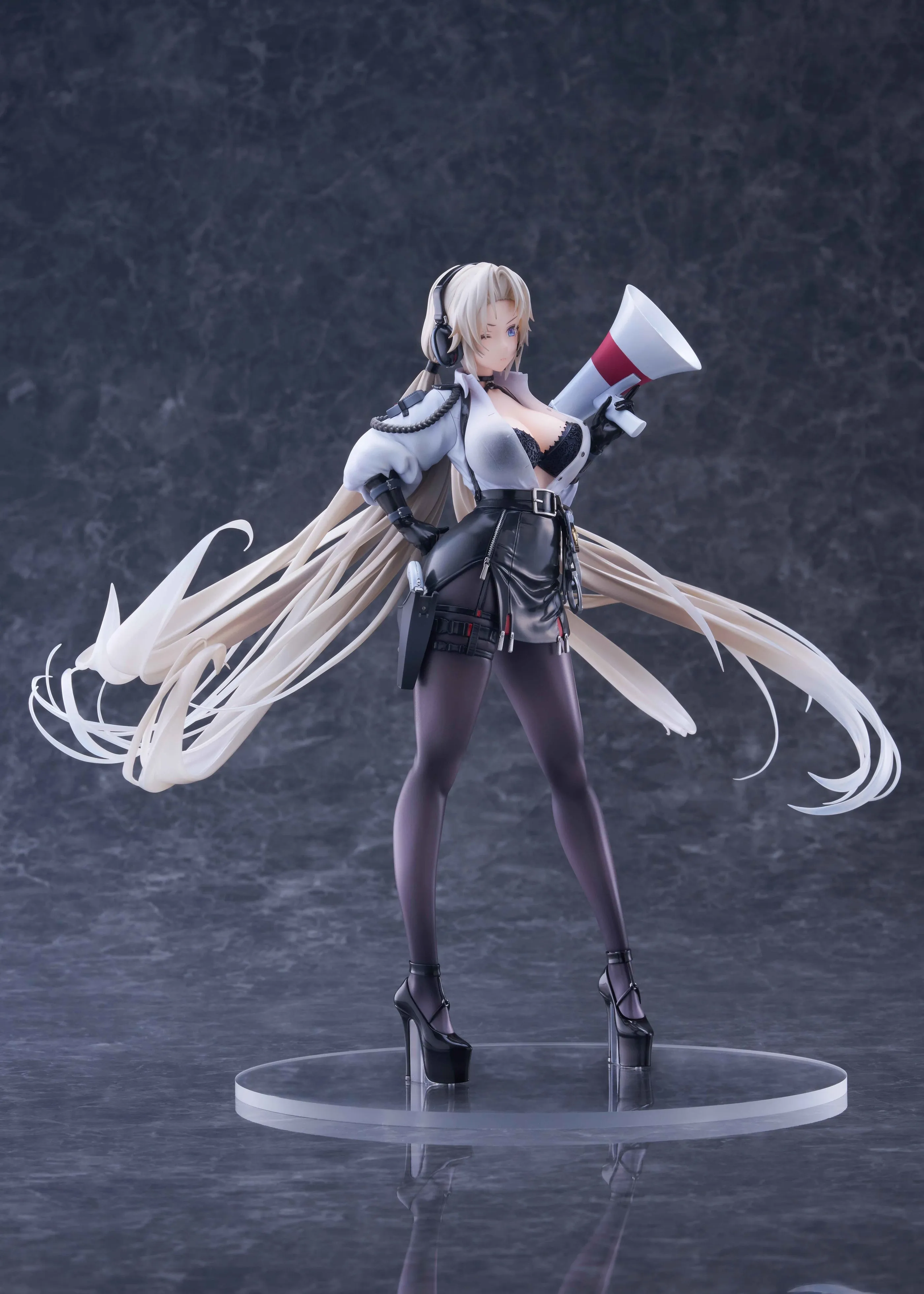 Azur Lane Kronshtadt Begin the Rush 1/6 Scale Figure