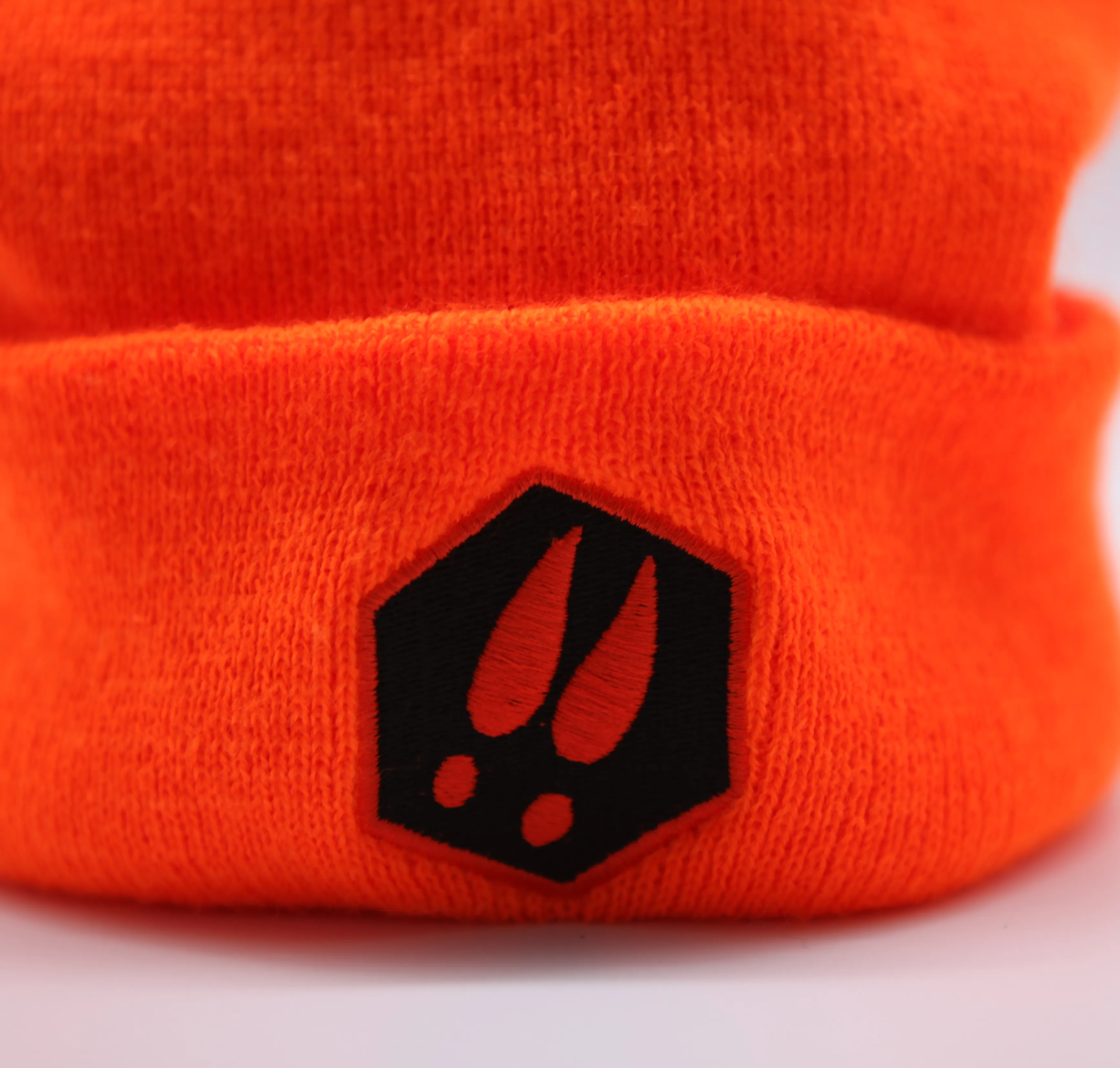 BLAZE ORANGE KNIT HAT WITH DEERCAST LOGO