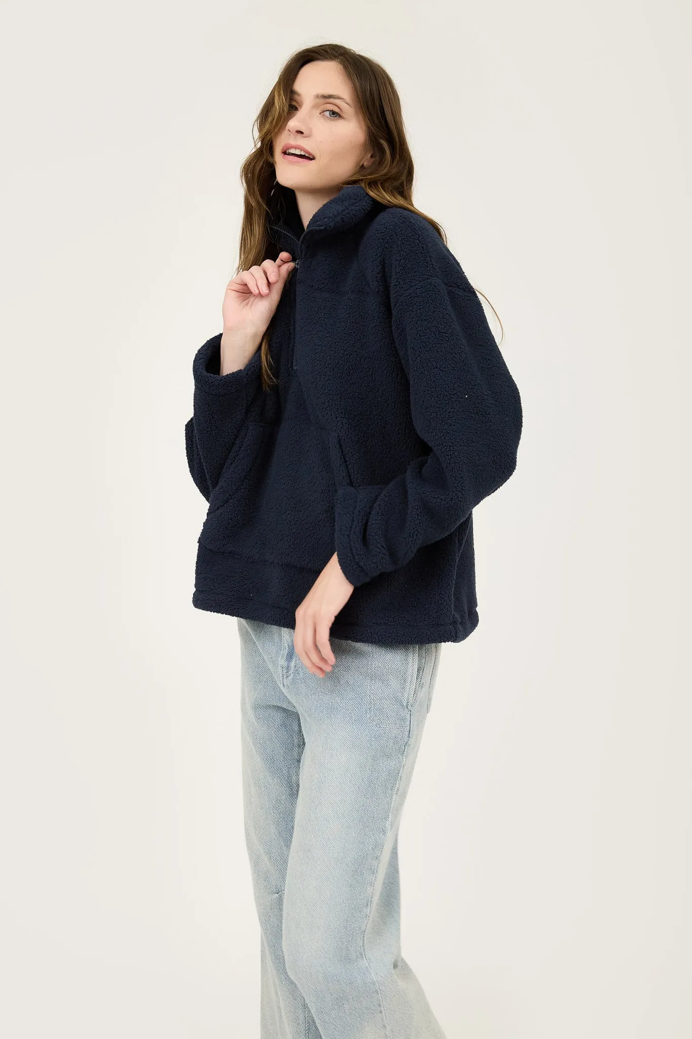 COLLARED HALF ZIP UP FLEECE JACKET