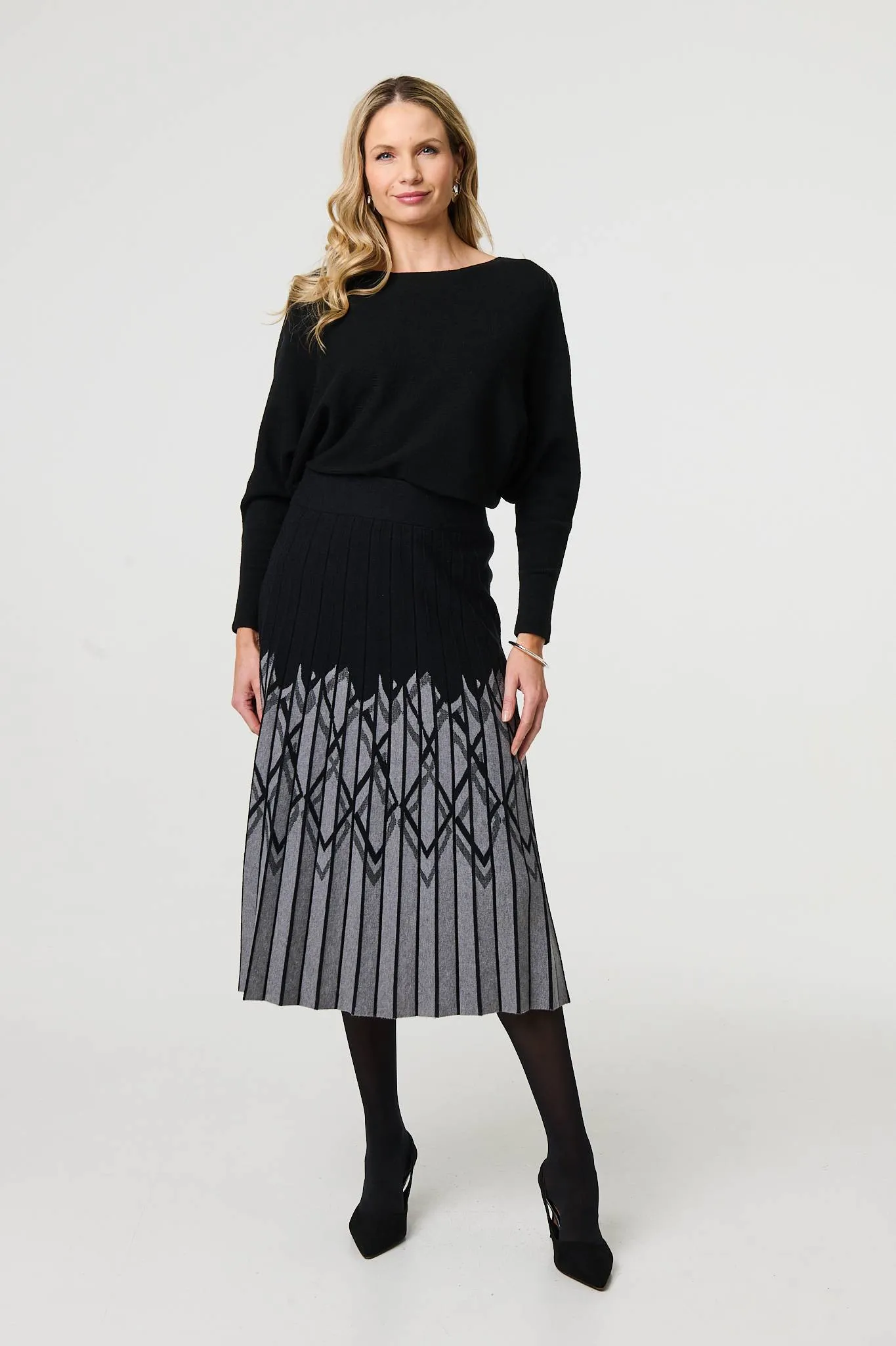 Geo Print Pleated Knit Midi Skirt