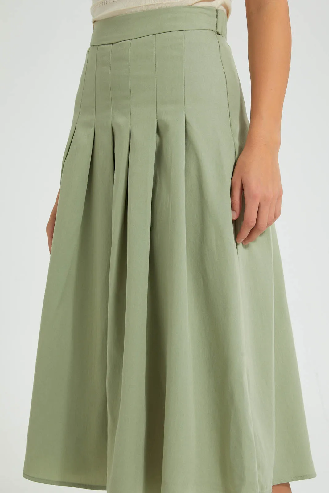 Green Flared Pleated Skirt