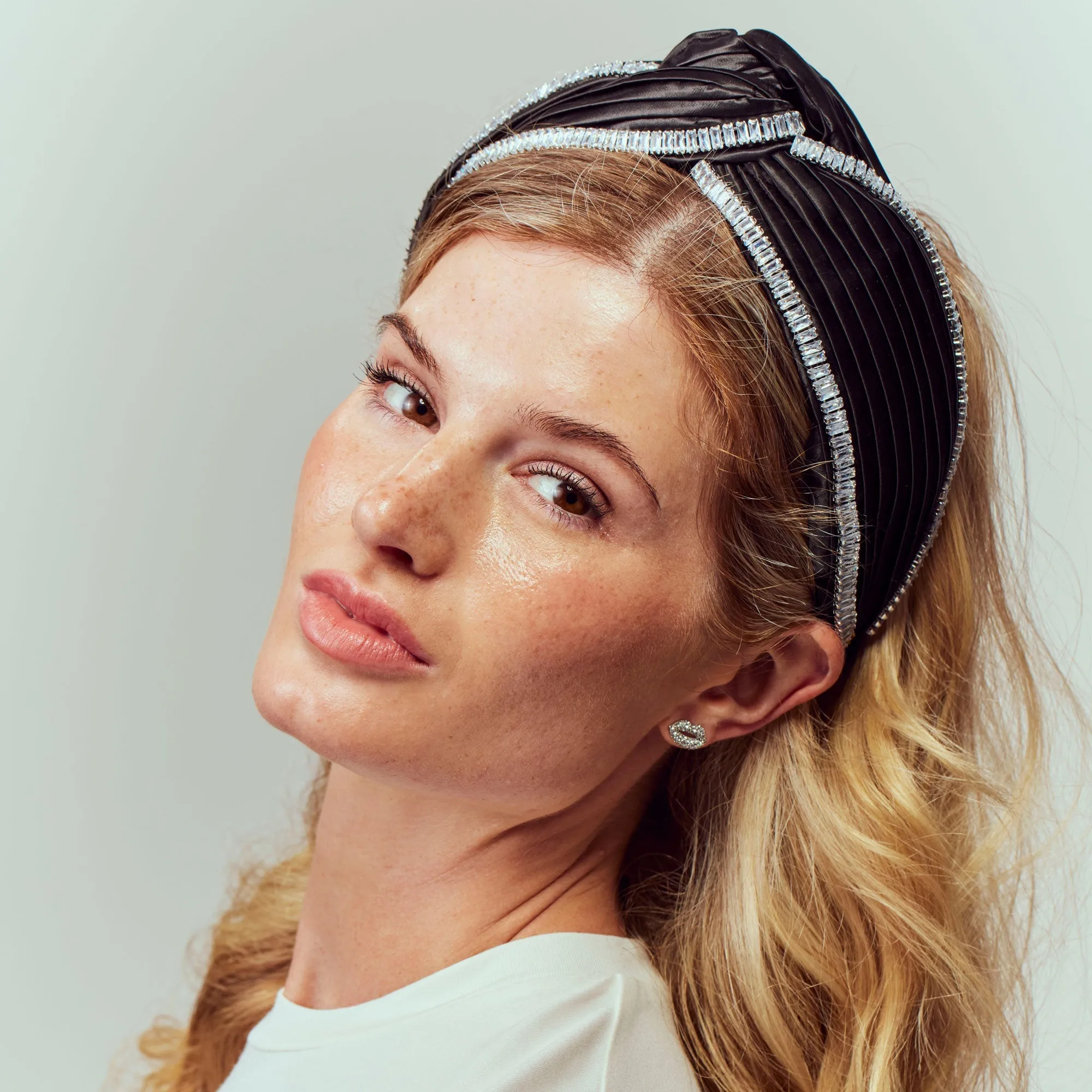 JET LELE SADOUGHI X MARILYN MONROE CRYSTAL HEADBAND