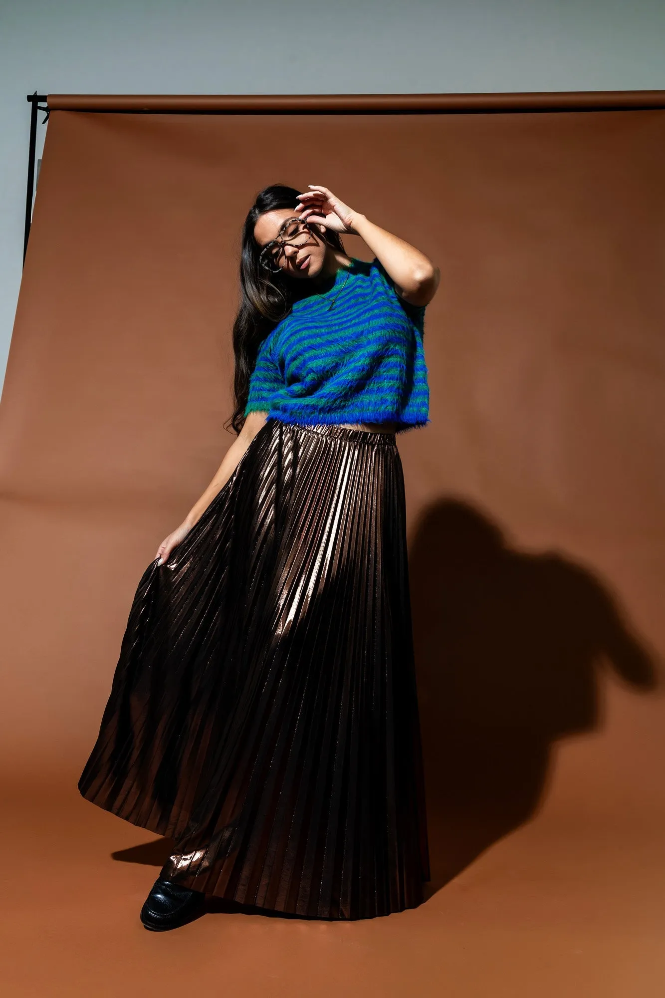 Metallic Pleated Midi Skirt in Mocha Mousse