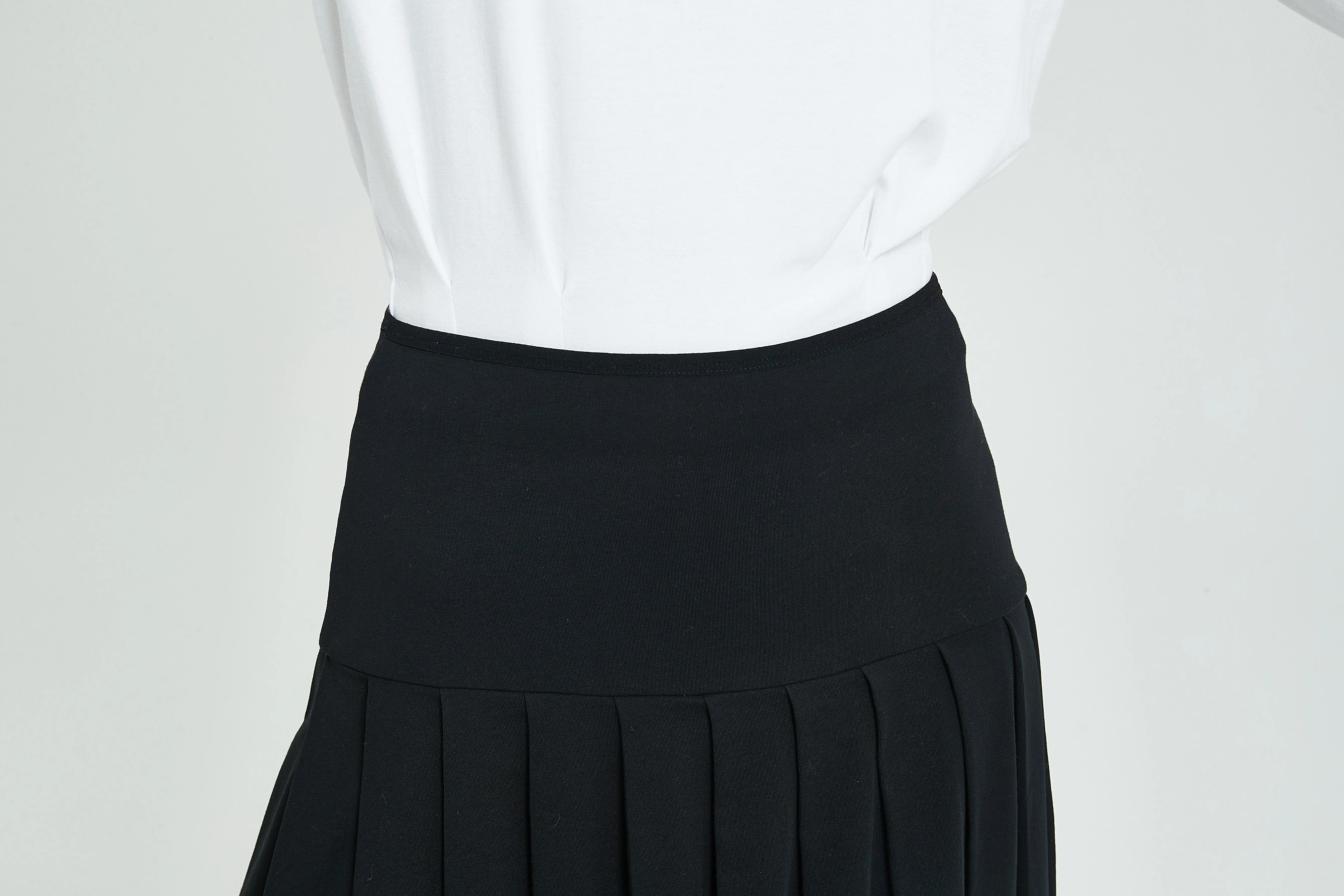 MM COTTON PLEATED SKIRT - BLACK