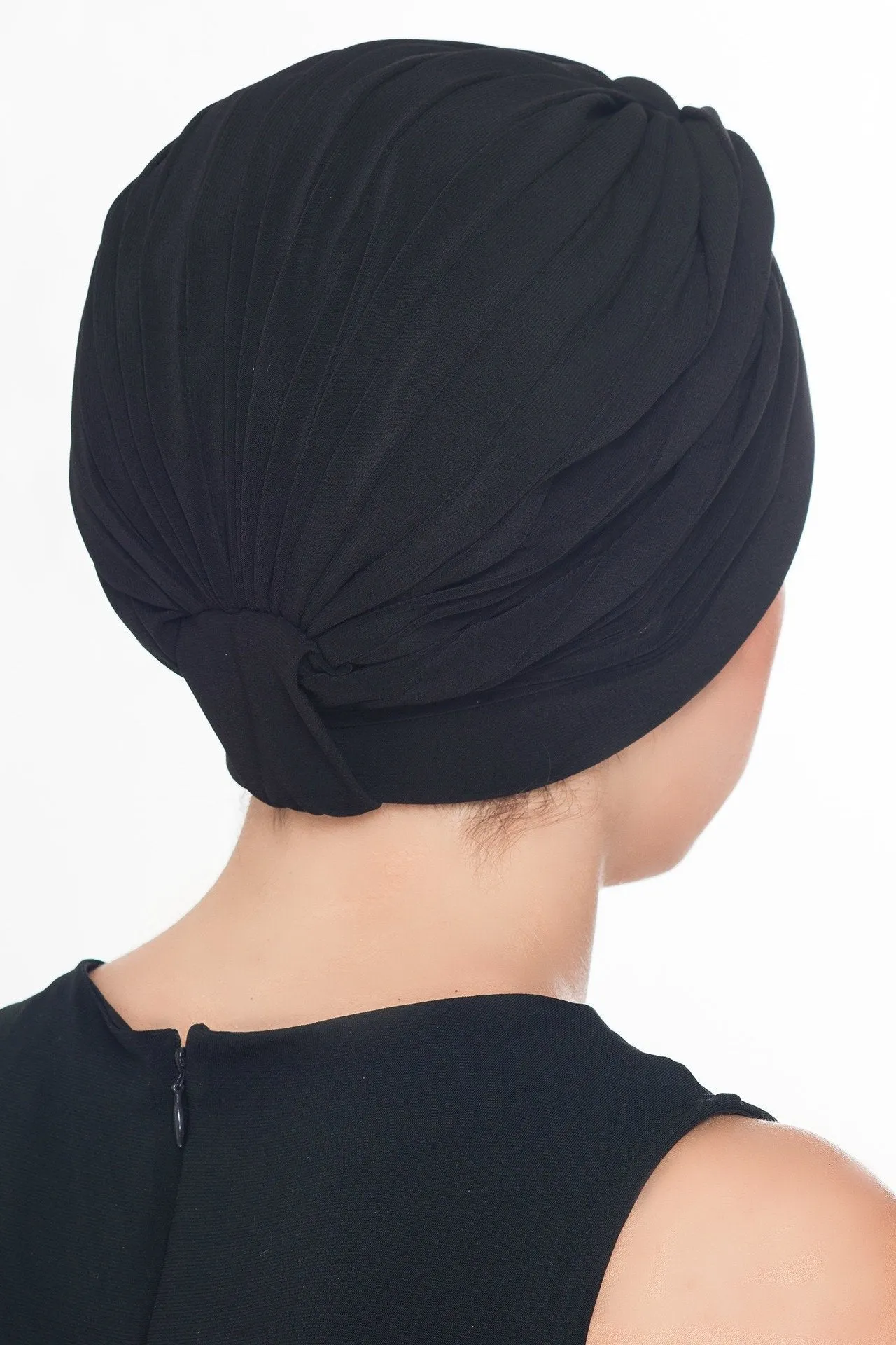 Pleated W Pattern Turban